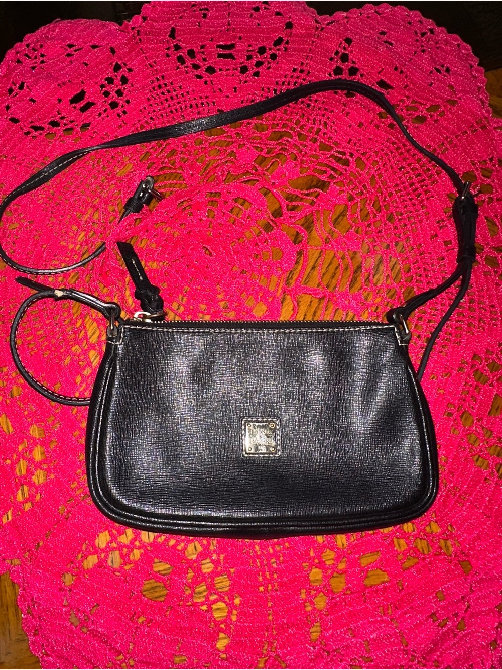Dooney & Bourke - Picture 2 of 7